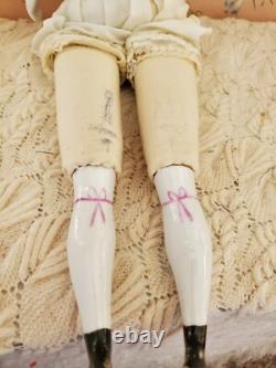 15 Beautiful Rare Antique Conta & Boehme China Head Lady Pierced Ears Flat Boot