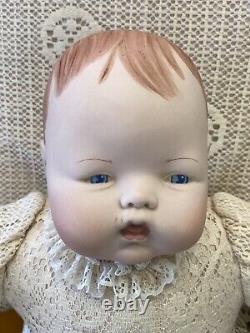 16 Ideal Vintage Porcelain Thumbelina Baby doll 1960's Collectors Edition #112
