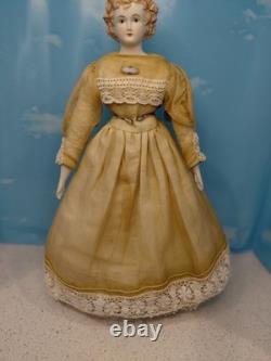 18 Bisque China Doll Vintage, Great Dress