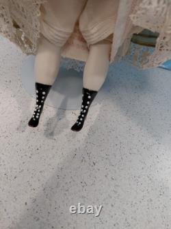 18 Bisque China Doll Vintage, Great Dress