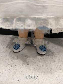 18 Simon & Halbig DEP 1039 Almond Eyed Bisque Head On Antique Germqn Body