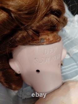18 Simon & Halbig DEP 1039 Almond Eyed Bisque Head On Antique Germqn Body