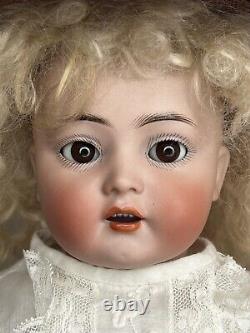 18 Simon Halbig K & R Flirty Eye Doll #117 N Open Mouth