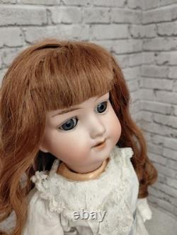19 A. M. DGRM 390 Flawless Bisque Doll, Nice Dress