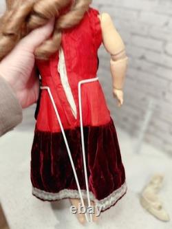 19 Handwerck #119. 10 And 1/4 X. Flawless Bisque Doll On Nice Marked Compo Body