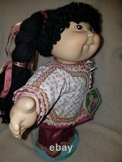 1985 Oriental Cabbage Patch Kids OAA, Inc. Porcelain Doll Applause
