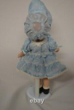 1988 Effanbee Porcelain PATSY Doll Limited Edition 226/1000 withStand
