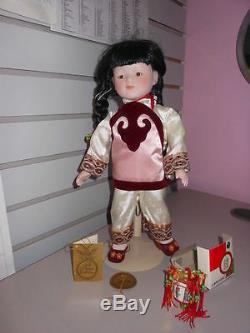 1990 Vintage 833/5000 Signed Oriental Porcelain dolls Ming-Ming & Ling-Ling NRFB