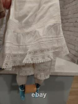 20 Blond Highland Mary China Doll