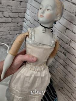 21 Clarmaid Bisque Shoulder Head Doll, Lovely Dress