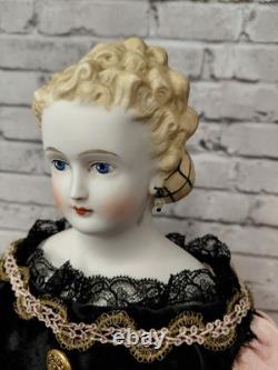 21 Emma Clear Doll Isabel 1940, Stunning Costume
