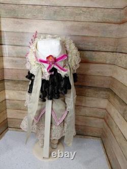 21 Etienne Denamur 9 Closed Mouth French Bisque, Amazing Costume