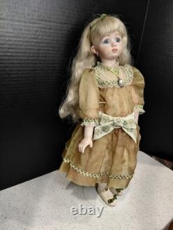 A. Marque 19 Repro Doll 1994 By D. Great Painting, Great Costume