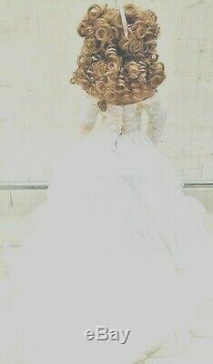 A21 26 Rustie Artist Porcelain Bride Doll Winter Bliss Danbury Mint Bridal Gown