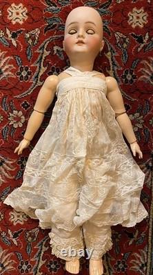 ALL-Original 24 1/2 Queen Louise AM Marseille Excellent Cond. Beautiful Costume