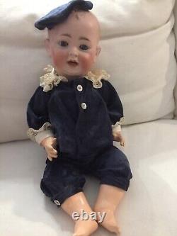 ANTIQUE 19 PORCELAIN HEAD COMPO JOINTED BODY HERTEL AND SCHWAB DOLL 151/11 Cute