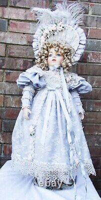 ANTIQUE REPRODUCTION BRU JNE 28in SHANDELLA PORCELAIN DOLL PATRICIA LOVELESS NEW