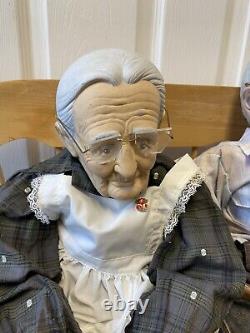 Adorable Vintage William Wallace Jr Grandma & Grandpa Porcelain Dolls with Bench