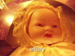 Antique 7 Inchs Porcelain Doll