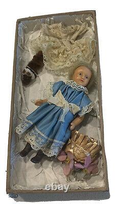 Antique A La Samaritaine French Bisque doll in original Presentation Box & Acc