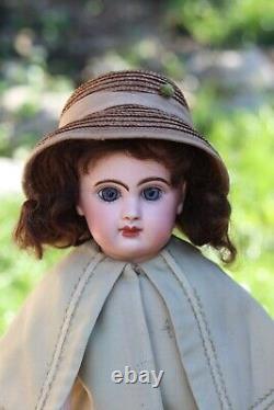 Antique French Doll E. Jumeau 7 ca 1886 in Jumeau Box, tall 17 in