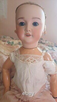 Antique French SFBJ 301 Bisque Head Doll 28in Beautiful