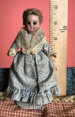 Antique Late 1700-1900 Porcelain Doll