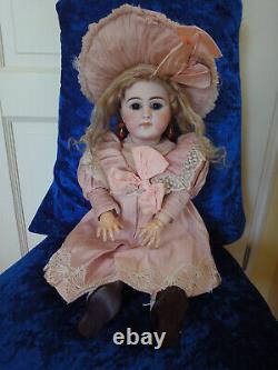 Antique doll French doll Simon & Halbig Jumeau paperweight eyes closed mouth