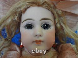 Antique doll French doll Simon & Halbig Jumeau paperweight eyes closed mouth