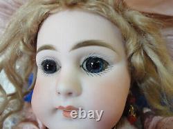 Antique doll French doll Simon & Halbig Jumeau paperweight eyes closed mouth