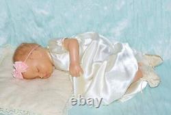 Ashton Drake Galleries Prince George Royal Birth Series REAL LIFE NEWBORN BABY