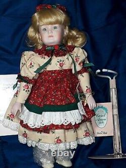 Authentic Goebel Carol Anne Dolls Carol 14 Musical Porcelain Doll. 1989