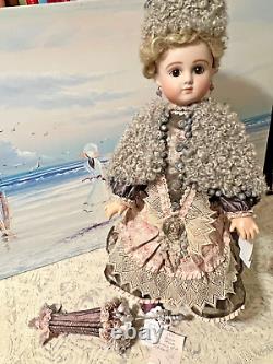 Beautiful 20 repro Steiner doll, 1992 by Barbara OTA with11 fancy parasol