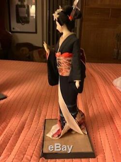 Beautiful Geisha Doll -Traditional Fans-Porcelain Authentic, Exquisite, vintage