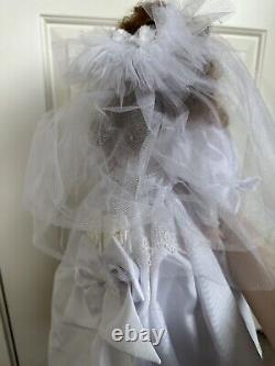 Beautiful Vintage Bride Porcelain Doll