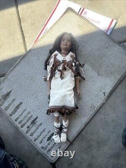 Beautiful Vintage Native American Porcelain Doll