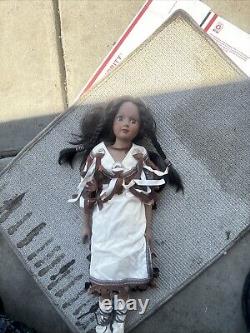 Beautiful Vintage Native American Porcelain Doll