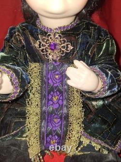 CHIN LIN Pat Loveless All Porcelain Chinese Doll Vintage 1990's