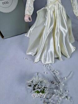 CHRISTIAN DIOR Danbury Mint BRIDE DOLL Real Diamond VTG 1987 Danbury Mint