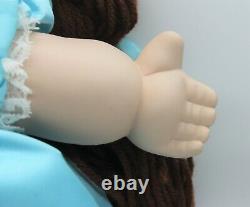 Cabbage Patch Vintage 1985 Melanie Susanne Porcelain Kid Doll Hand Signed, LE