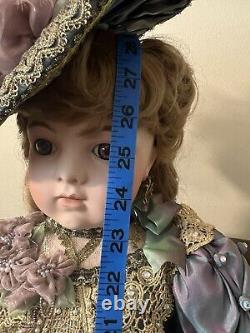 Collectible Concepts Full Porcelain Doll LE 628/ 2000, 29By P. Loveless