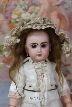 Cute Antique French Doll Bebe JUMEAU 7 tall 17 in/43 cm