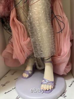 DUCK HOUSE ALL PORCELAIN HEIRLOOM Lola 24 DOLL VINTAGE RARE COLLECTABLE NEW