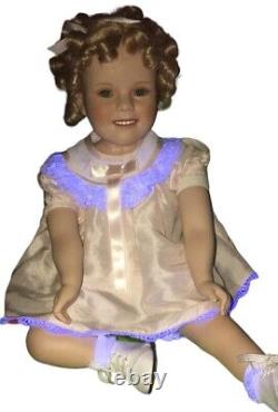 Danbury Mint Shirley Temple Uranium Green Eyes 1996 Doll Porcelain Vintage