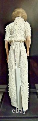 Dianna Princess of Wales Porcelain Doll 16 1/2 with Dust Cover Preowned