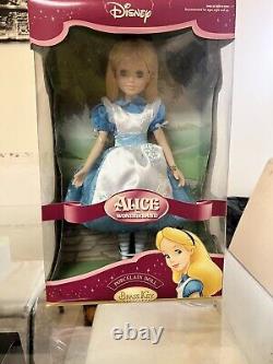 Disney Alice in Wonderland Porcelain Doll Brass Key Keepsake Edition Brand New