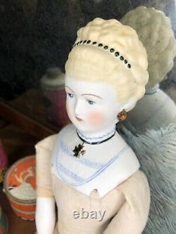 EMMA CLEAR PARIAN DOLL EMPRESS AUGUSTINA KAISERINA 18 Antique Vintage China