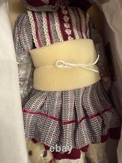 Franklin Mint Porcelain Doll Megan 1989 Vintage Rare Mint Condition Still in box Franklin Mint Porcelain Doll Megan 1989 Vintage Rare Mint Condition Still in box