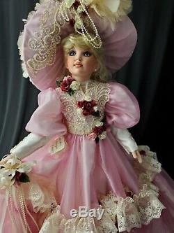 GORGEOUS Rare Vintage Porcelain doll Amanda Artist Rustie SIGNED