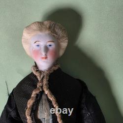 German Parian dollhouse doll with stove